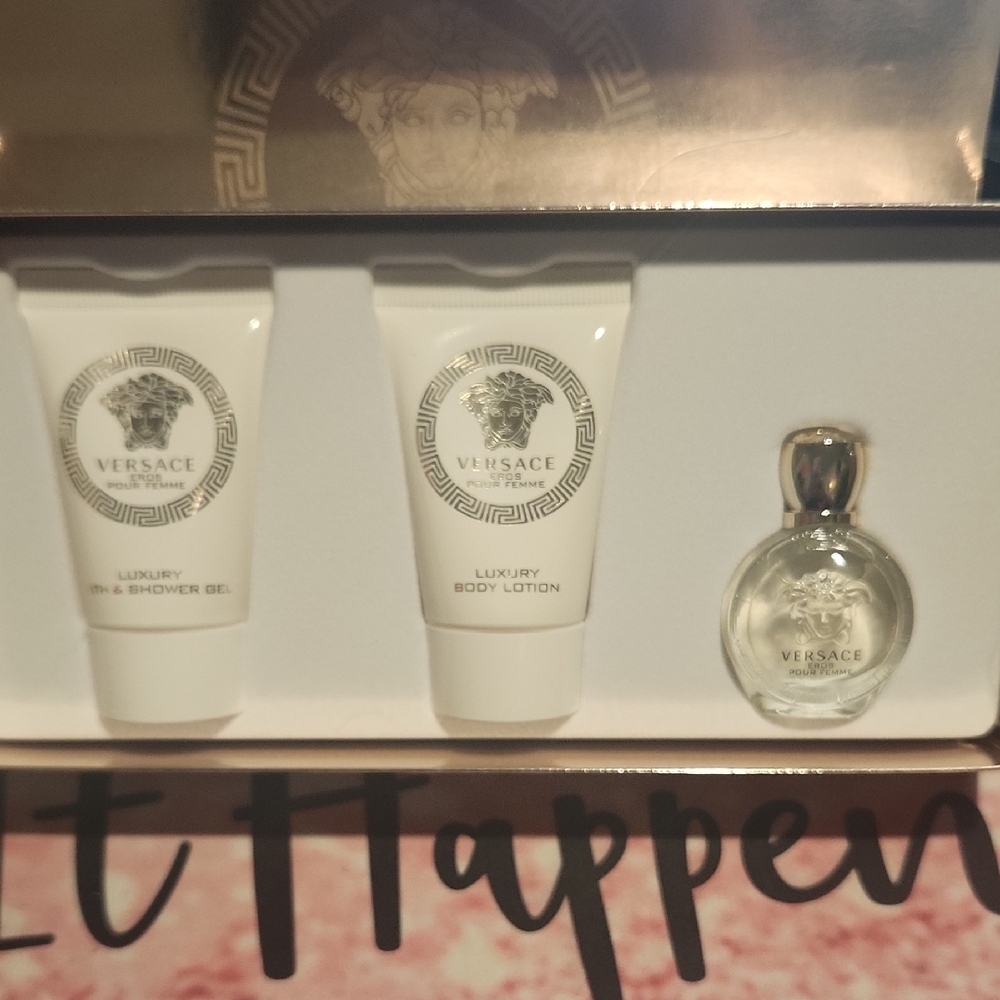 Versace White Body Wash Luxurious Bath Experience